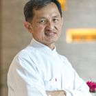 Dr. Song  Auttawetchakul