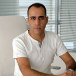  的医生 Op.Dr.Ertan BEYATLI, MD,PhD