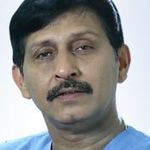  的医生 Dr. Manoj Khanna