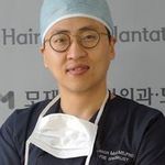 Doctors at DR. Moh Plastic Surgery Hair Transplantation Center