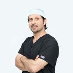 Doctors at North American Lasik and Eye Centre
