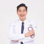  的医生 Dr. Sarut Plastic Surgery