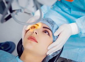 Phẫu thuật mắt khúc xạ