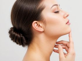 Search and Compare the Best Clinics and Doctors at the Lowest Prices for Chin Augmentation in Al Wosta