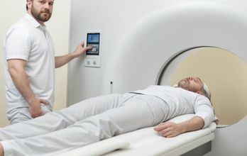PET扫描 ( 正电子计算机断层扫描 )