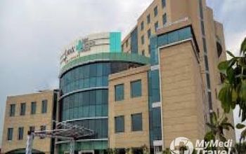 对比关于Max Super Specialty Hospital Shalimar Bagh提供的 位于 New Delhi心脏病学的评论、价格和成本| M-IN11-5