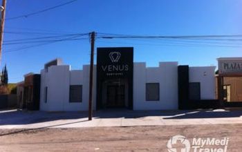 对比关于Venus Dentistry提供的 位于 Calle Tercera牙科套系的评论、价格和成本| M-ME5-6