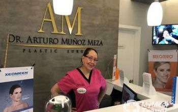 对比关于Dr. Arturo Munoz Meza Plastic Surgery提供的 位于 提华纳整形与美容手术的评论、价格和成本| M-ME11-6