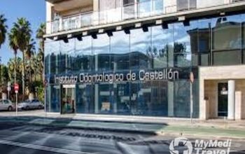 对比关于Instituto Odontologico de Castellon提供的 位于 卡斯提隆迪拉普兰纳牙科学的评论、价格和成本| M-SP5-1