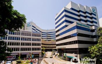 对比关于Gleneagles Hospital Singapore提供的 位于 新加坡骨科学的评论、价格和成本| M-I9-9