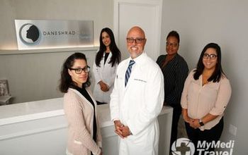 对比关于Daneshrad Clinic ENT and Facial Plastic Surgery提供的 位于 洛杉矶整形与美容手术的评论、价格和成本| M-LA-15
