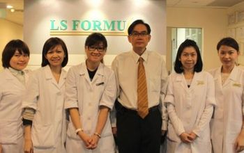 对比关于LS Aesthetic Clinic提供的 位于 中区头发修复的评论、价格和成本| M-S1-375