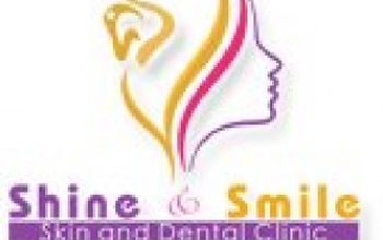 对比关于Shine and Smile提供的 位于 德里牙科学的评论、价格和成本| M-IN11-35
