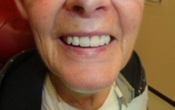 对比关于Sol Dental Group提供的 位于 阿尔戈多内斯颌面外科的评论、价格和成本| M-ME5-23