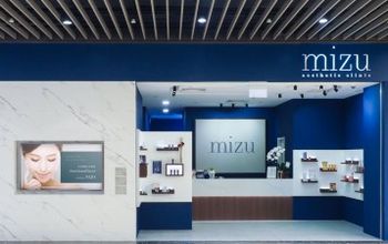 对比关于Mizu Aesthetic Clinic提供的 位于 中区头发修复的评论、价格和成本| M-S1-444