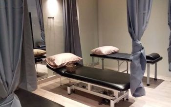 对比关于Spine, Sport , Stroke Rehab Specialist Centre Ampang提供的 位于 Ampang理疗与康复的评论、价格和成本| M-M1-87