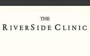 对比关于The Riverside Clinic提供的 位于 Central Area头发修复的评论、价格和成本| M-S1-904