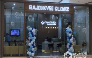 Compare Reviews, Prices & Costs of Dermatology in Nonthaburi at Rajdhevee Clinic The more Ngamwongwan | M-NB-102