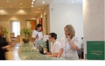 Compare Reviews, Prices & Costs of Cosmetology in Carrer del Dr Roux at Clínica Rinos Tarragona | M-SP4-58
