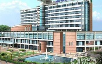 对比关于Can Tho Central General Hospital提供的 位于 芹苴全科医学的评论、价格和成本| M-V13-4