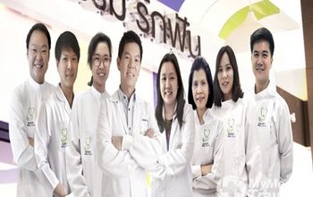 对比关于Ruk Fun Dental Center提供的 位于 Song Phi Nong牙科套系的评论、价格和成本| M-SB-13