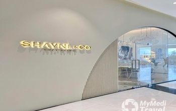 对比关于Shayne & Co Clinic提供的 位于 Phaya Thai美容学的评论、价格和成本| M-BK-1990