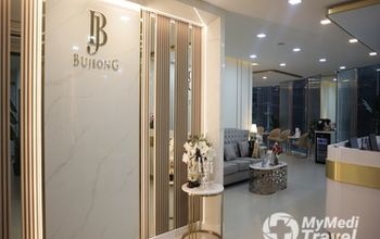 对比关于Bujeong Clinic Rama 9提供的 位于 Huai Khwang头发修复的评论、价格和成本| M-BK-2067