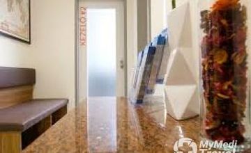 Compare Reviews, Prices & Costs of Dentistry Packages in Budapest at Dentop Clinic | M-HU1-5