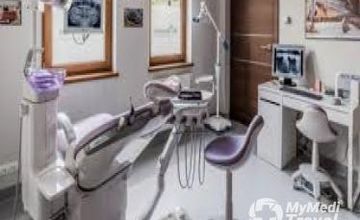 Compare Reviews, Prices & Costs of Dentistry Packages in Krakow at Dental Care & Implant Center | M-PO7-3