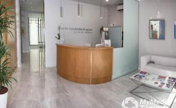 Compare Reviews, Prices & Costs of Dentistry Packages in Almeria at Fernandez & Ayora Dental | M-SP2-1