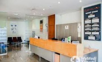 Compare Reviews, Prices & Costs of Plastic and Cosmetic Surgery in Spain at Oftalvist - Sevilla | M-SP17-1