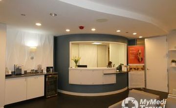 Compare Reviews, Prices & Costs of Dermatology in Chicago at The Michael Horn Center for Cosmetic Surgery | M-CO-13