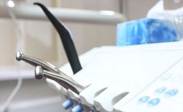 Compare Reviews, Prices & Costs of Dentistry in Ukraine at Astra Dent Dental Clinic | M-UK1-3