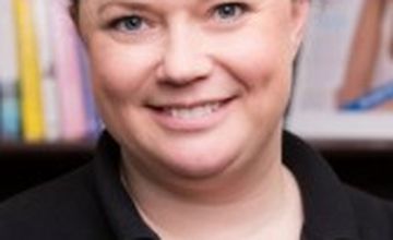 Compare Reviews, Prices & Costs of Dentistry in Essex at Dr Charl Chapman Dental | M-UN1-68