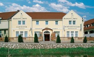 Compare Reviews, Prices & Costs of Colorectal Medicine in Mosonmagyarovar at Diamant-Dent Dental Medical Institut | M-HU4-2