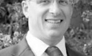 Compare Reviews, Prices & Costs of Dentistry Packages in Hertfordshire at Harpenden Dental Centre | M-UN1-136