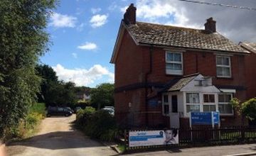 Compare Reviews, Prices & Costs of Dentistry Packages in Hampshire at Dental Concepts - Andover | M-UN1-144