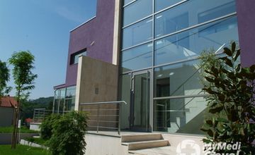 Compare Reviews, Prices & Costs of Plastic and Cosmetic Surgery in Croatia at Dr Toncic - Cosmetic Surgery | M-CP4-8