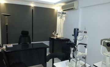 Compare Reviews, Prices & Costs of Ophthalmology in Cairo at Dr. Magued Kamal Eye Clinic | M-EG1-46