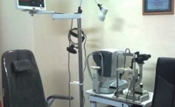 Compare Reviews, Prices & Costs of Ophthalmology in Chandigarh at EYECARE | M-IN2-7