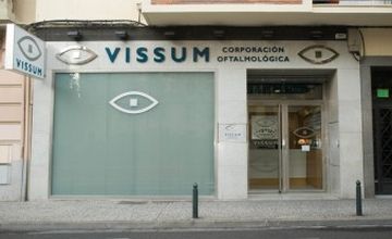 Compare Reviews, Prices & Costs of Ophthalmology in Alicante at VISSUM Zaragoza | M-SP1-24