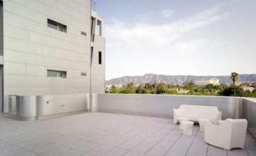 Compare Reviews, Prices & Costs of Ophthalmology in Murcia at COC Clínicas Oftalmologicas Centrofama | M-SP14-5