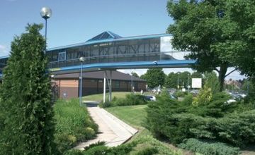 Compare Reviews, Prices & Costs of Reproductive Medicine in Greater Manchester at Countess Of Chester Hospital | M-UN1-393