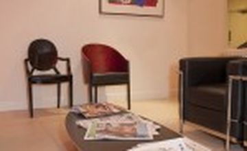 Compare Reviews, Prices & Costs of Drug Rehabilitation in Greater London at Blossoms Healthcare City of London | M-UN1-487