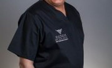 Compare Reviews, Prices & Costs of Hair Restoration in West Midlands at Elate Hair Clinic - Birmingham | M-UN1-567