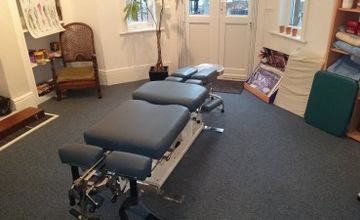 Compare Reviews, Prices & Costs of Colorectal Medicine in East Sussex at Uckfield Chiropractic Clinic | M-UN1-636