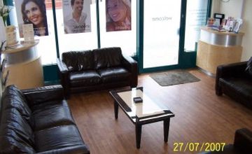 Compare Reviews, Prices & Costs of Dentistry Packages in Cumbria at Lonsdale Dental Practice | M-UN1-696