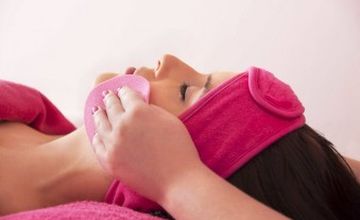 Compare Reviews, Prices & Costs of Cosmetology in East Sussex at The Retreat Health and Beauty Salon | M-UN1-1109