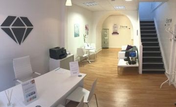 Compare Reviews, Prices & Costs of Cosmetology in West Midlands at Eterno Clinic & Spa | M-UN1-1212