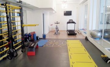 Compare Reviews, Prices & Costs of Psychology in Czech Republic at Milos Ryc M.D. Healthcare | M-CZ1-44